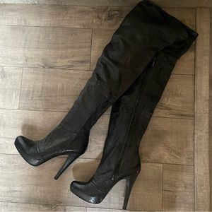 Thigh High Black Leather Heel Boots Sz 8.5 - Report Signature